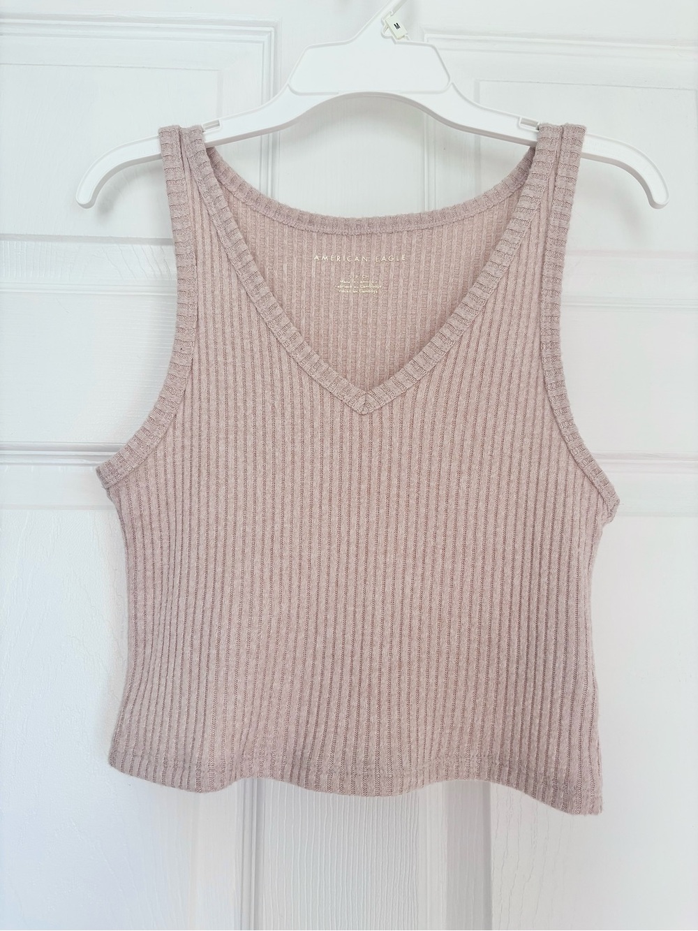American Eagle V-Neck Crop Tank Top